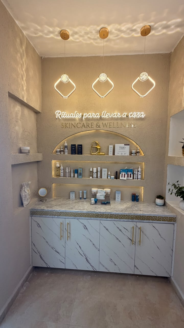 Vitrina de rituales para llevar a casa · skincare SOMA